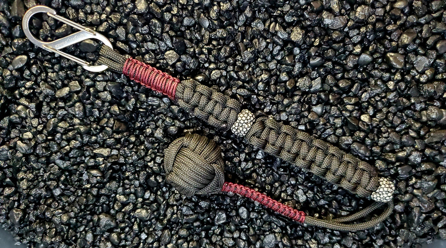 Medium Monkey Fist Paracord "Lanyard" (Black/Maroon)