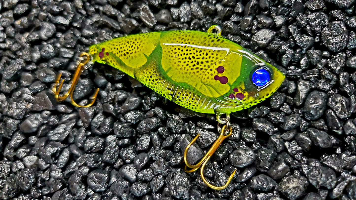 Dinosaur Craw Lipless Crankbait