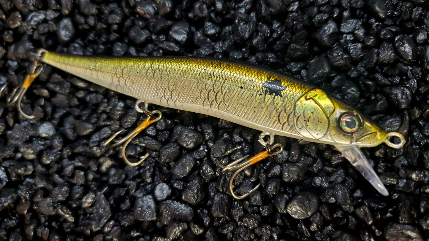 Holographic Golden Shiner 110 Jerkbait